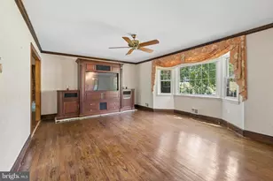 7 Horseshoe Rd, Whitehouse Station, NJ 08889 - Photo 10