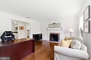 112 Stony Brook Rd, Hopewell, NJ 08525 - Photo 4