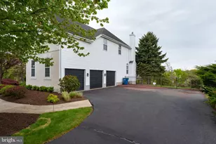 37 Terrell Rd, Lambertville, NJ 08530 - Photo 2