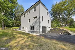 1525 Route 179, Lambertville, NJ 08530 - Photo 4