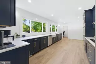 7 Smith Branch Rd, Whitehouse Station, NJ 08889 - Photo 4