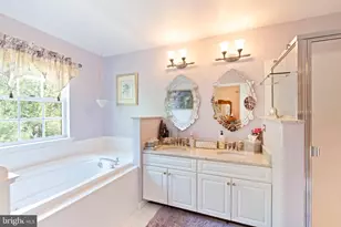 18 Kentworth Ct, Flemington, NJ 08822 - Photo 16