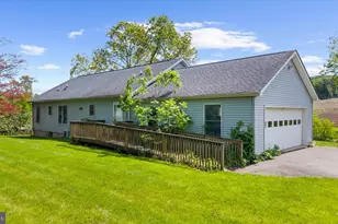 441 Pittstown Rd, Franklin Township, NJ 08867 - Photo 16
