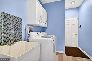 32 Ferris Wheel Dr, Lambertville, NJ 08530 - Photo 30