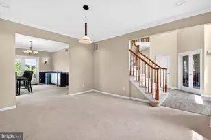 32 Ferris Wheel Dr, Lambertville, NJ 08530 - Photo 12