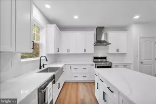 35 Barbertown Point Breeze Rd, Frenchtown, NJ 08825 - Photo 14