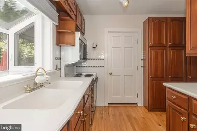 35 Perry Street, Lambertville, NJ 08530 - Photo 12