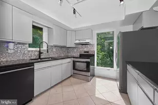120 Swan St, Lambertville, NJ 08530 - Photo 10