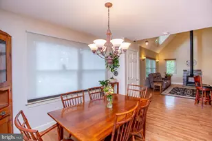 117 Circle Dr S, Lambertville, NJ 08530 - Photo 10