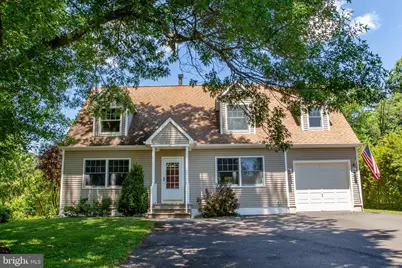 117 Circle Drive S, Lambertville, NJ 08530 - Photo 1