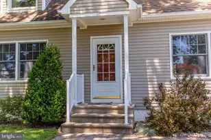117 Circle Dr S, Lambertville, NJ 08530 - Photo 4