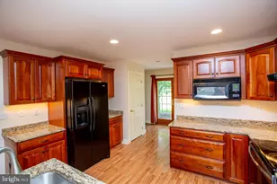 117 Circle Dr S, Lambertville, NJ 08530 - Photo 14