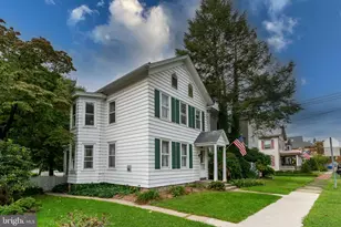 14 S Main St, Stockton, NJ 08559 - Photo 2
