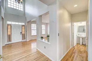 10 Jockey Ln, Flemington, NJ 08822 - Photo 2