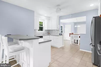 9 Mills Court, Flemington, NJ 08822 - Photo 8