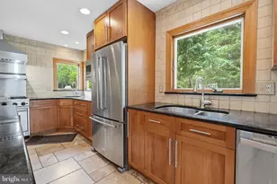 136 Rocktown-Lamb Rd, Lambertville, NJ 08530 - Photo 16