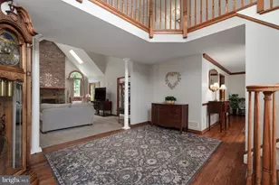 17 Shy Creek Rd, Franklin Township, NJ 08867 - Photo 2