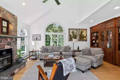 155 Seabrook Road, Lambertville, NJ 08530 - Photo 4