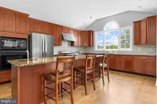 10 Claridge Ln, Flemington, NJ 08822 - Photo 12