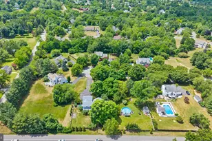 9 Mills Ct, Flemington, NJ 08822 - Photo 2