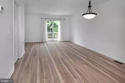 903 Wetherburn Court, Flemington, NJ 08822 - Photo 4