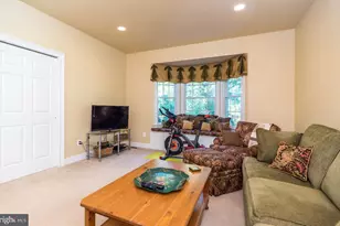 172 Mountain Rd, Ringoes, NJ 08551 - Photo 22
