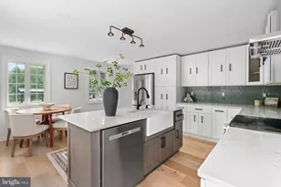 300 Rock Rd E, Lambertville, NJ 08530 - Photo 12