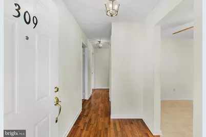 309 Sparrow Court, Three Bridges, NJ 08887 - Photo 8