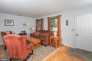 9 Northfield Ct, Lambertville, NJ 08530 - Photo 4