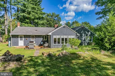 9 Northfield Court, Lambertville, NJ 08530 - Photo 2