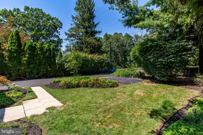922 Us-202 N, Neshanic Station, NJ 08853 - Photo 2