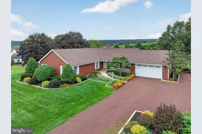 8 Meadow Lark Way, Ringoes, NJ 08551 - Photo 1