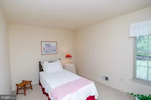 25 Farmhouse Rd, Milford, NJ 08848 - Photo 32