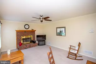 25 Farmhouse Rd, Milford, NJ 08848 - Photo 18