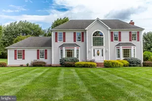 25 Farmhouse Rd, Milford, NJ 08848 - Photo 2