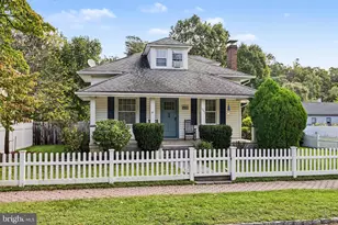 1002 Harrison St, Frenchtown, NJ 08825 - Photo 2