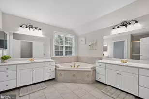 81 Crestview Dr, Clinton, NJ 08809 - Photo 20