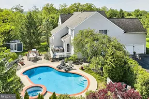 3 Williamson Ln, Lambertville, NJ 08530 - Photo 2