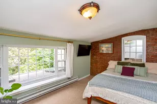28 Brunswick Ave, Lambertville, NJ 08530 - Photo 30