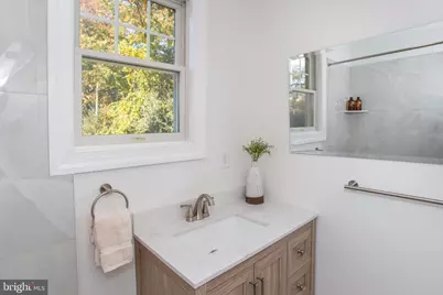 300 Rock Road E, Lambertville, NJ 08530 - Photo 32