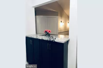301 Trinity Court #10, Princeton, NJ 08540 - Photo 4