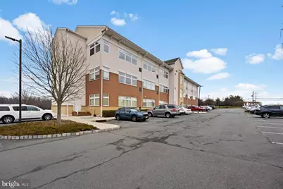 1374 Whitehorse Hamilton Square Road #301, Hamilton Township, NJ 08690 - Photo 2