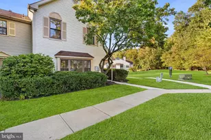 16 Carlyle Ct, Robbinsville, NJ 08691 - Photo 4