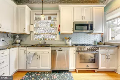 925 Berkeley Avenue, Trenton, NJ 08618 - Photo 14