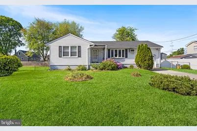 21 Berg Avenue, Hamilton Township, NJ 08610 - Photo 1