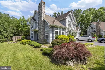 41 Haymarket Court, Cranbury Township, NJ 08512 - Photo 2