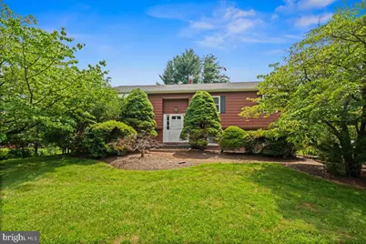 111 Howard Way, Pennington, NJ 08534 - Photo 1