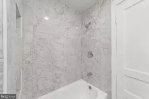 1427 Hamilton Ave, Hamilton Township, NJ 08629 - Photo 20