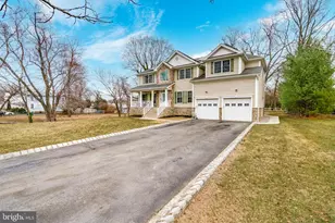 219 Maxwell Ave, Hightstown, NJ 08520 - Photo 2