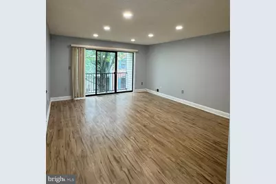 32 Scherer Court, Lawrenceville, NJ 08648 - Photo 4